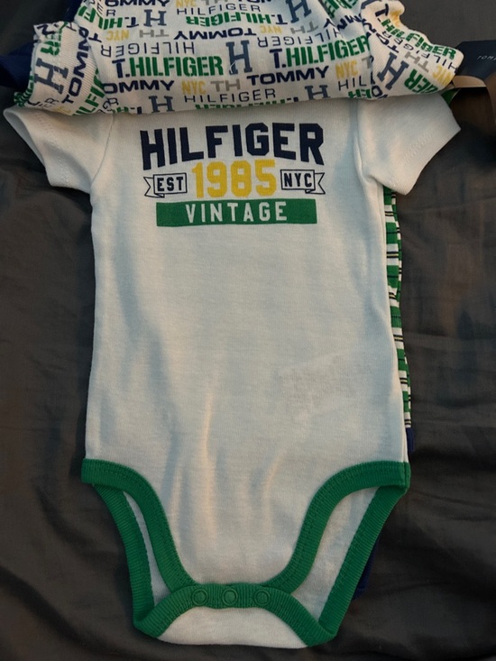 Tommy Hilfiger Navy One-Piece Bodysuit with Green & Yellow Logo - Picture 4 of 5